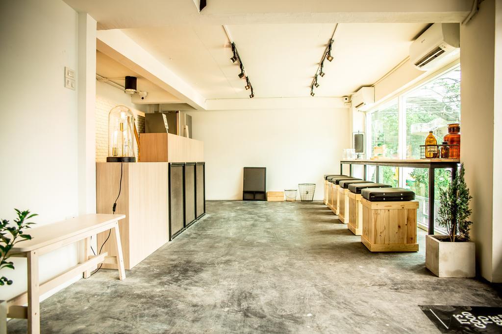 The Rabbit'S Hole Hostel Bangkok Zewnętrze zdjęcie