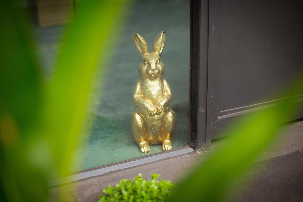 The Rabbit'S Hole Hostel Bangkok Zewnętrze zdjęcie
